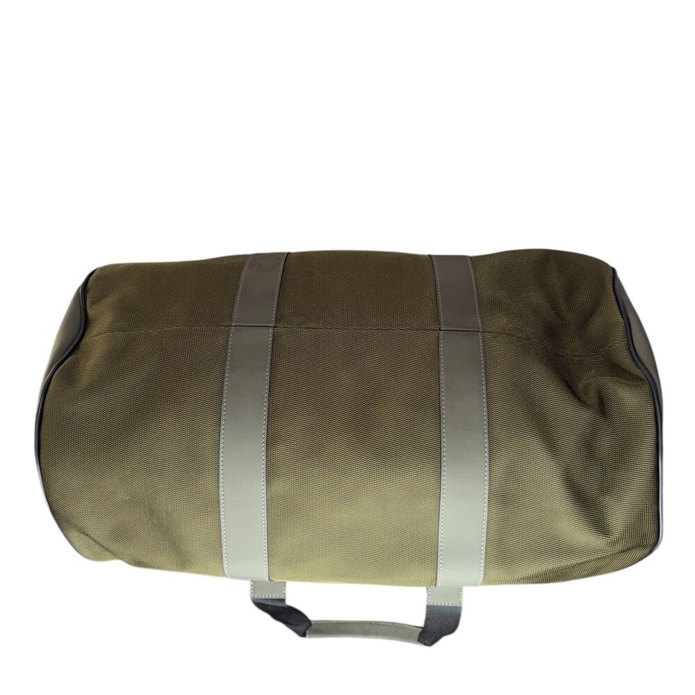 NWOT Harmont & Blaine Green Duffle Bag Removable Strap Shoulder Bag Travel - Picture 5 of 9